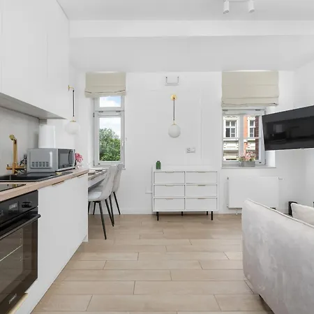Przytulne W Sercu Wroclawia Z Parkingiem By Renters Apartmán *